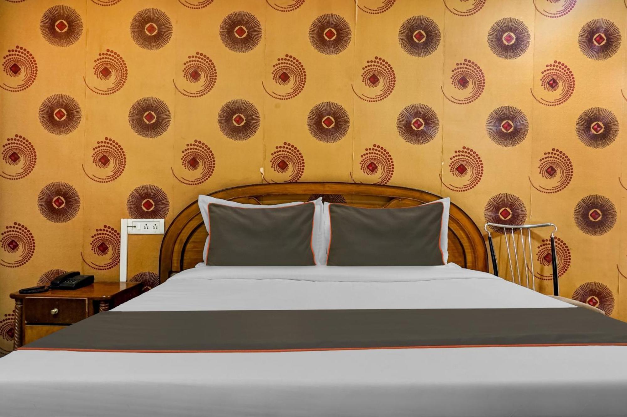 Hotel Galaxy Residency Kalyani Nagar Pune Exterior photo